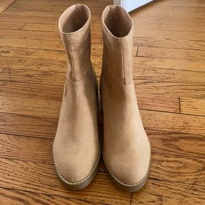 NWOT Loft Ankle Boots in Cognac